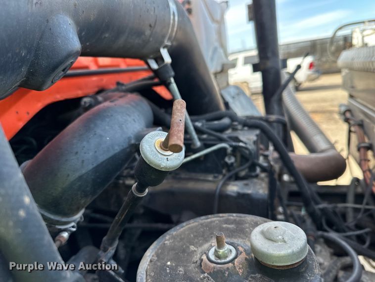 image for item DO3296 1996 Ford CF8000 semi truck