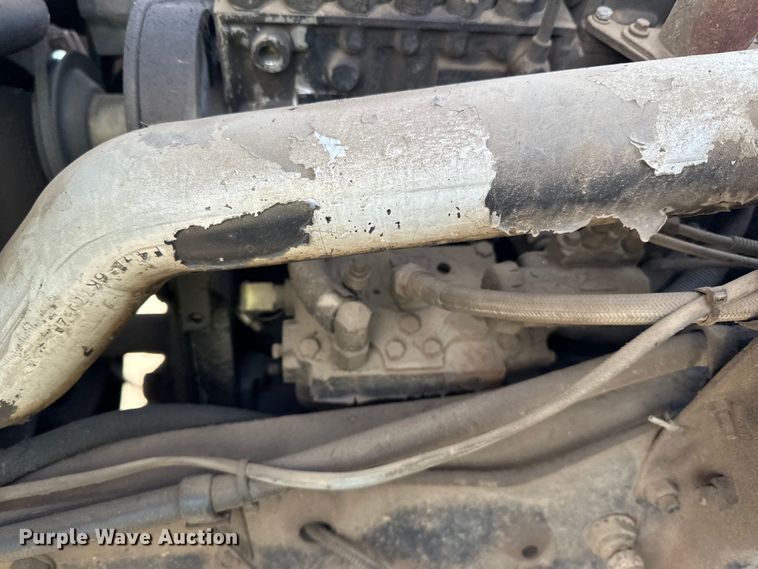 image for item DO3296 1996 Ford CF8000 semi truck