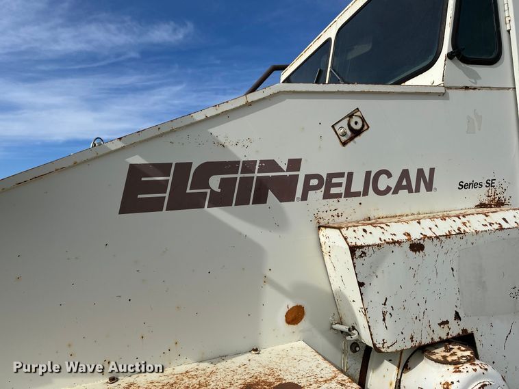 image for item DO3297 1996 Elgin Pellican street sweeper