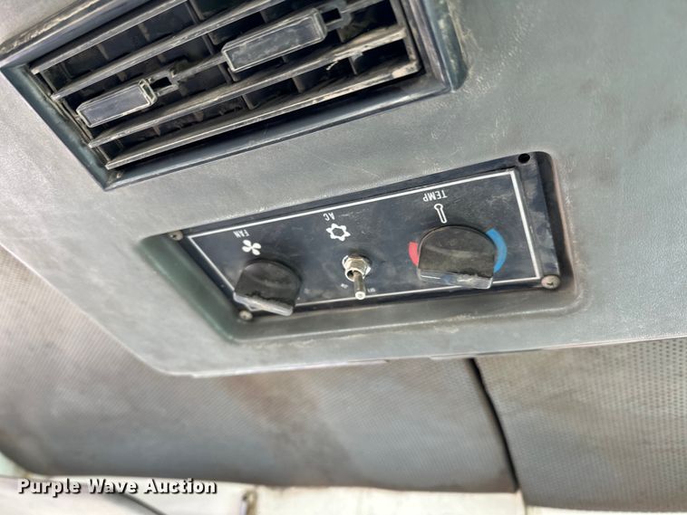 image for item DO3297 1996 Elgin Pellican street sweeper