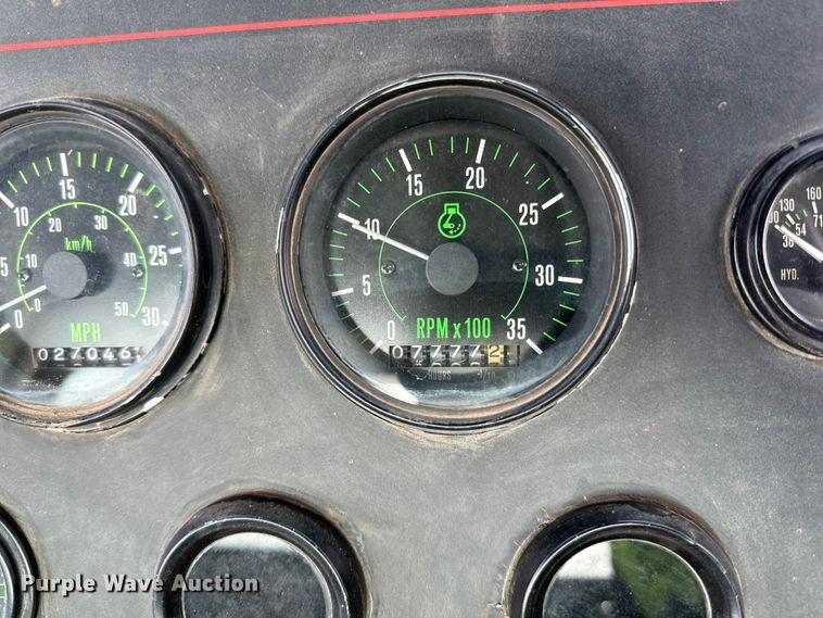 image for item DO3297 1996 Elgin Pellican street sweeper