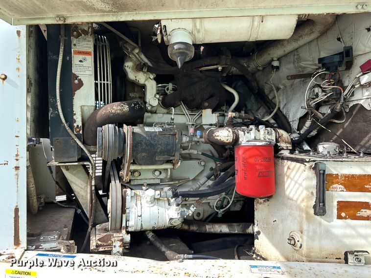 image for item DO3297 1996 Elgin Pellican street sweeper