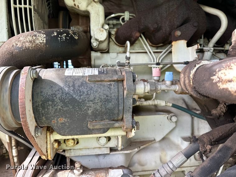 image for item DO3297 1996 Elgin Pellican street sweeper