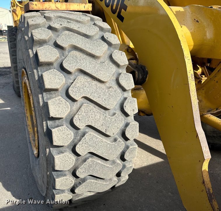 image for item DO3298 1987 Caterpillar 950E wheel loader