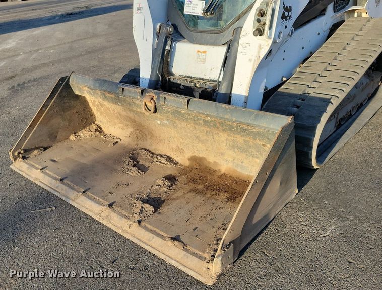 image for item DO3301 2019 Bobcat T650 tracked skid steer loader