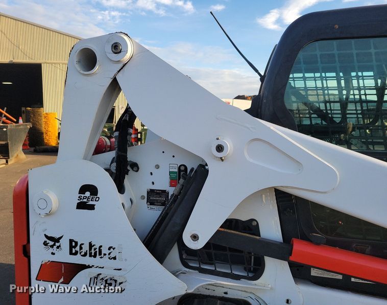 image for item DO3301 2019 Bobcat T650 tracked skid steer loader