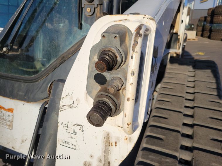 image for item DO3301 2019 Bobcat T650 tracked skid steer loader