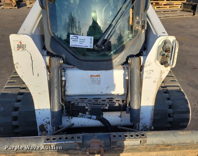 image for item DO3301 2019 Bobcat T650 tracked skid steer loader