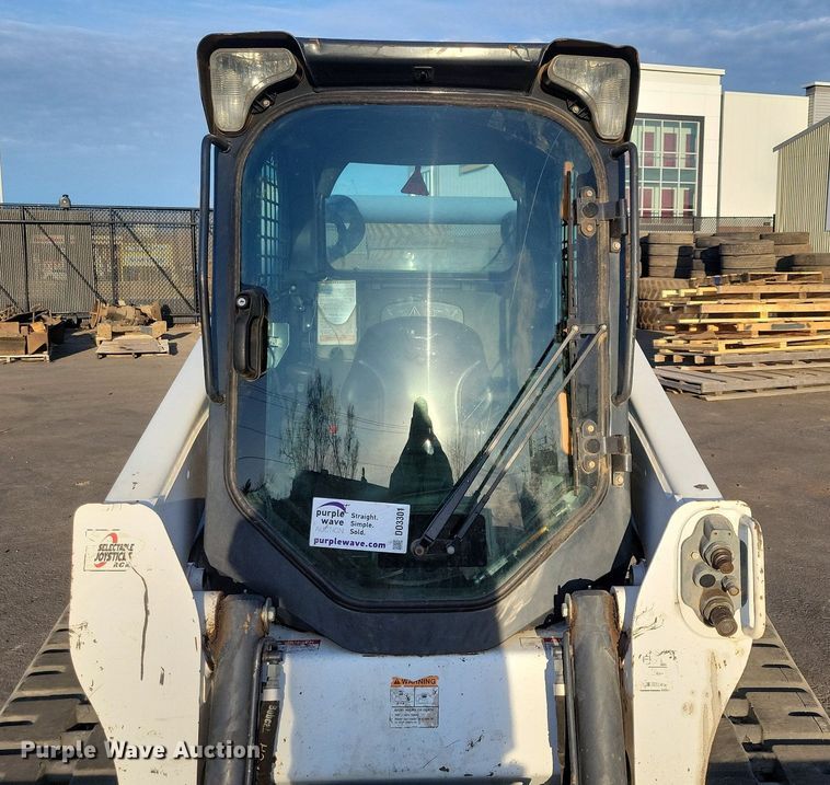 image for item DO3301 2019 Bobcat T650 tracked skid steer loader