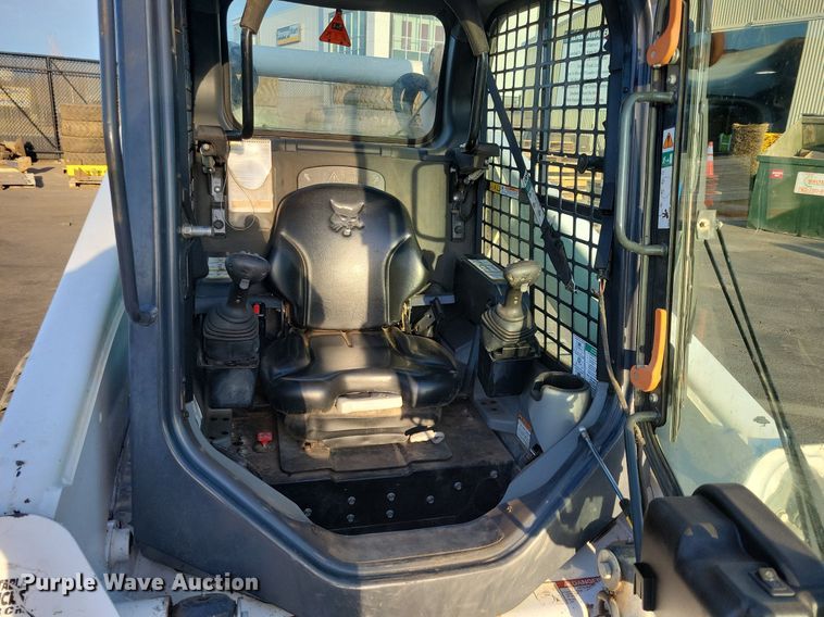 image for item DO3301 2019 Bobcat T650 tracked skid steer loader