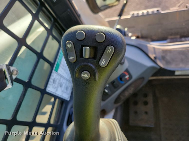 image for item DO3301 2019 Bobcat T650 tracked skid steer loader