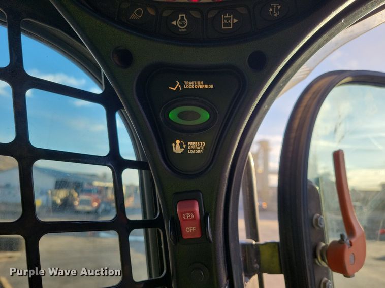 image for item DO3301 2019 Bobcat T650 tracked skid steer loader