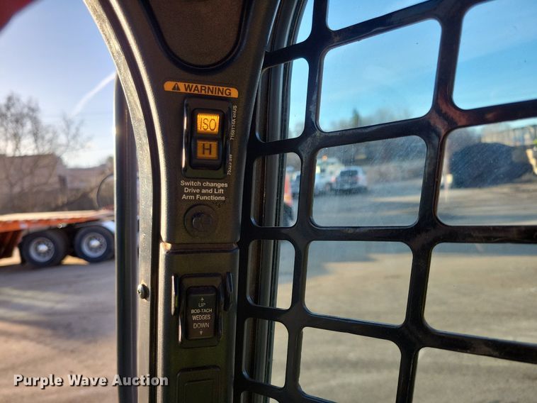 image for item DO3301 2019 Bobcat T650 tracked skid steer loader