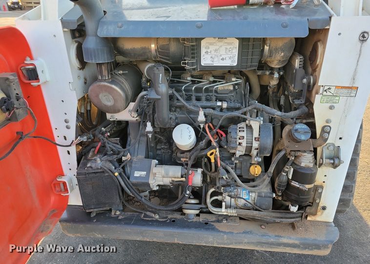 image for item DO3301 2019 Bobcat T650 tracked skid steer loader