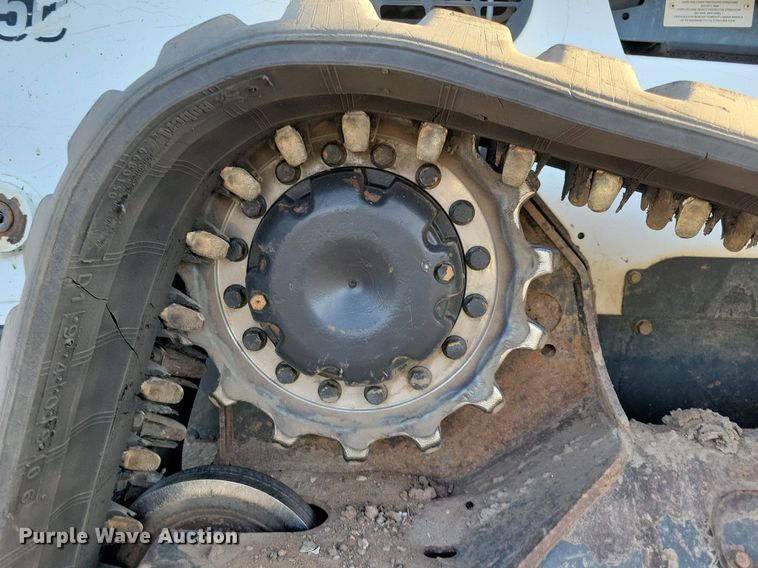 image for item DO3301 2019 Bobcat T650 tracked skid steer loader