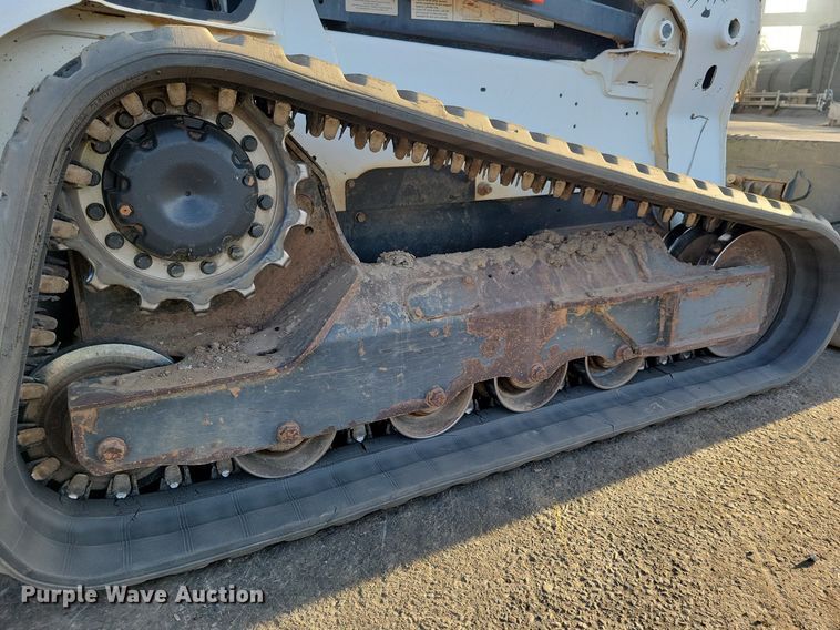 image for item DO3301 2019 Bobcat T650 tracked skid steer loader