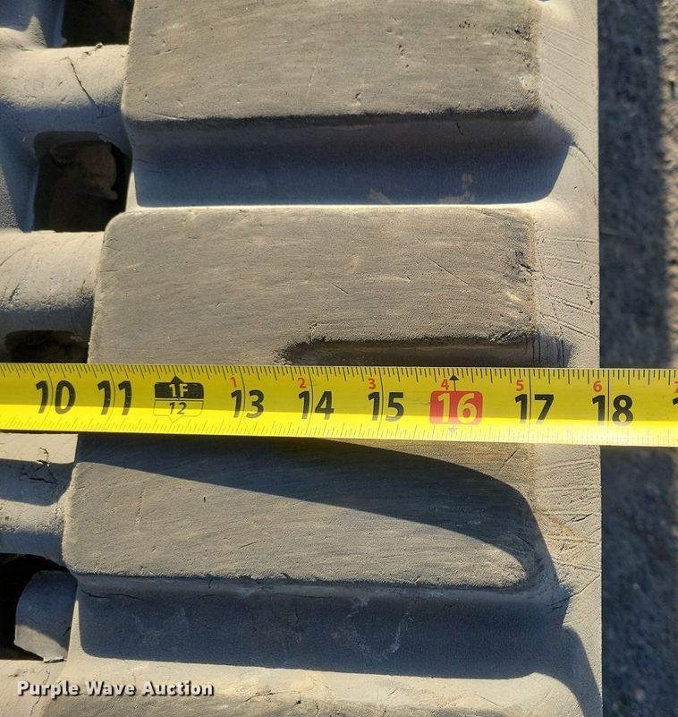 image for item DO3301 2019 Bobcat T650 tracked skid steer loader