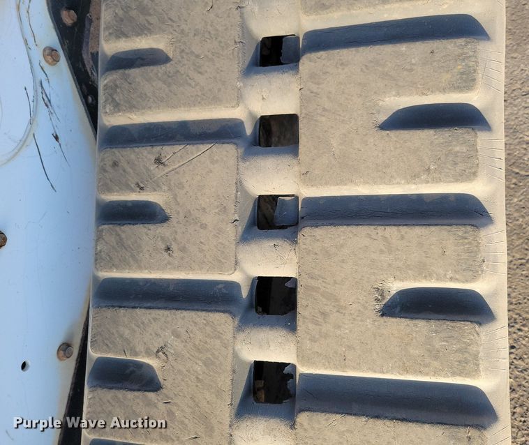 image for item DO3301 2019 Bobcat T650 tracked skid steer loader