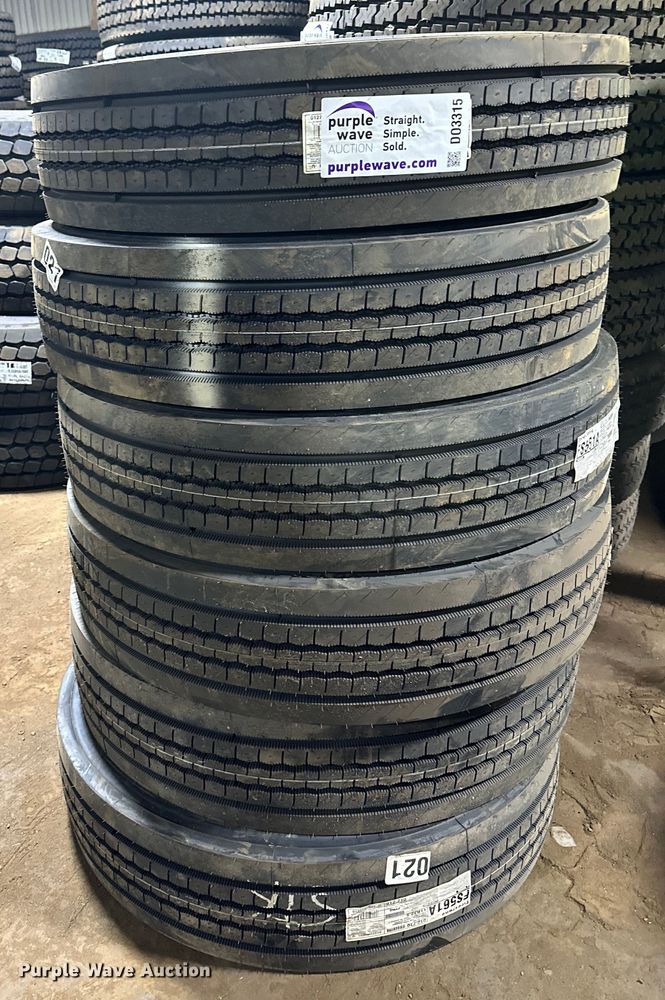 image for item DO3315 (6) Firestone FS516A 11R22.5 tires