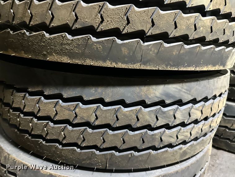 image for item DO3318 (8) 215/75R17.5 tires 