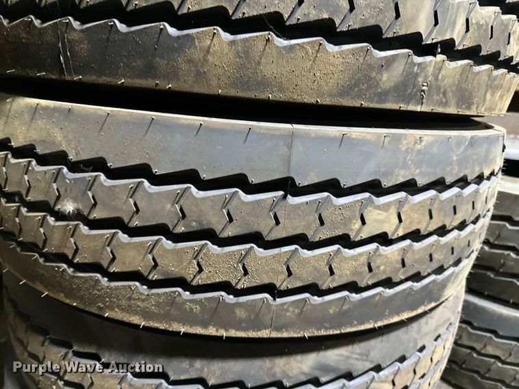 image for item DO3318 (8) 215/75R17.5 tires 