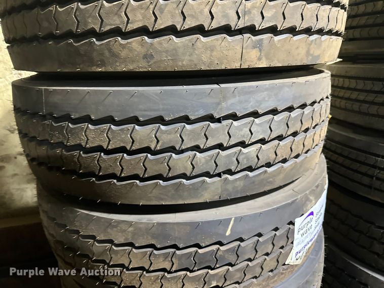 image for item DO3319 (8) Hankook Smart Flex TH31 215/75R17.5