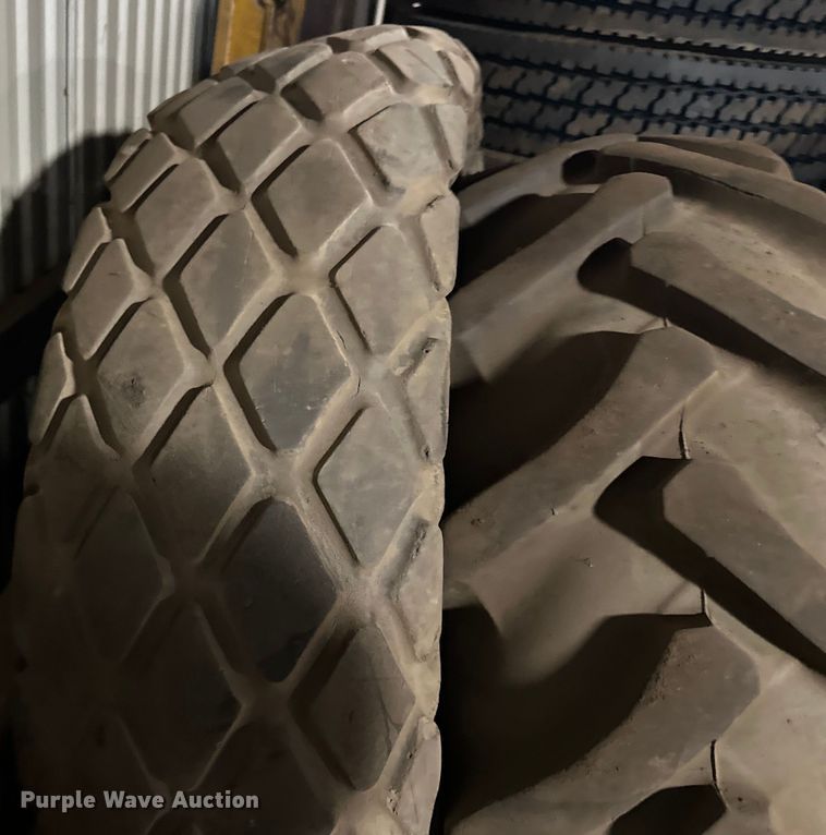 image for item DO3332 (4) tires and wheels