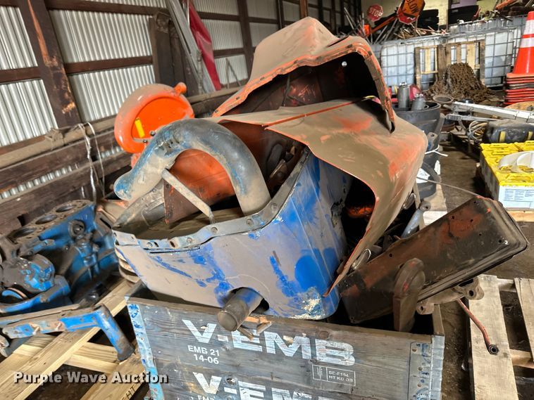 image for item DO3333 Ford tractor parts