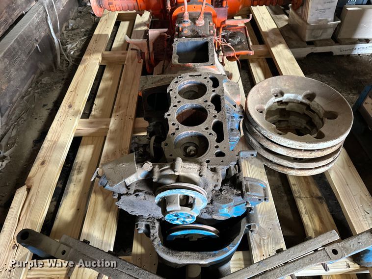 image for item DO3333 Ford tractor parts