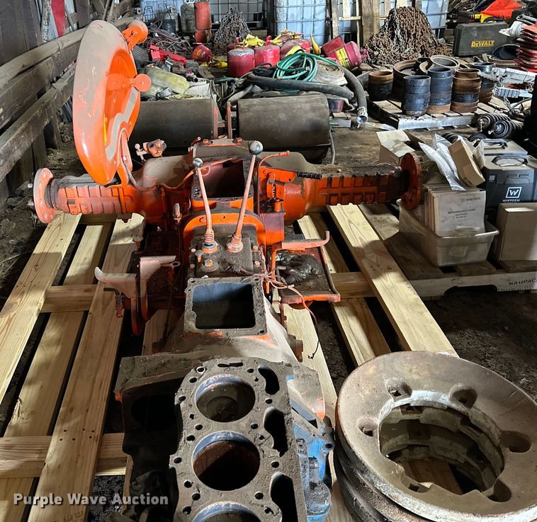 image for item DO3333 Ford tractor parts