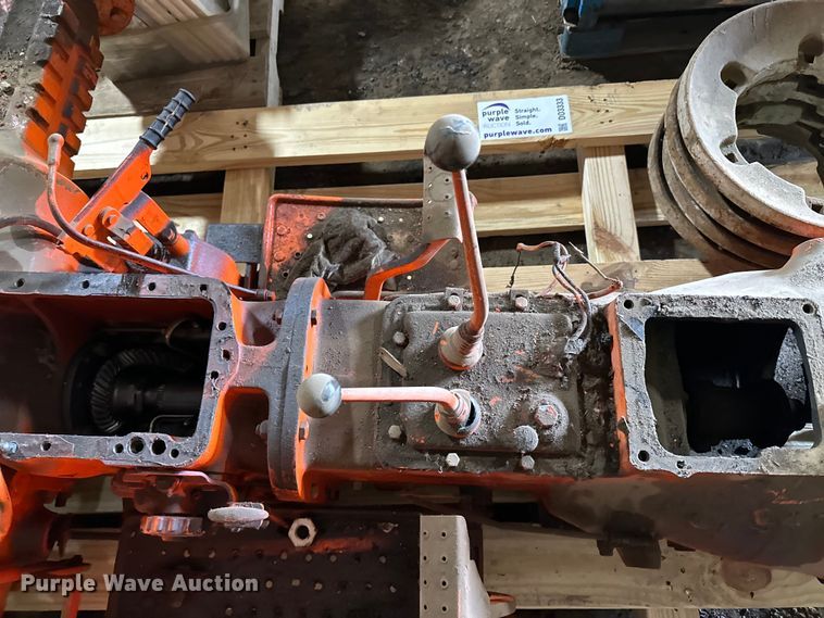 image for item DO3333 Ford tractor parts