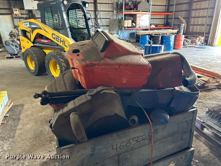 image for item DO3333 Ford tractor parts