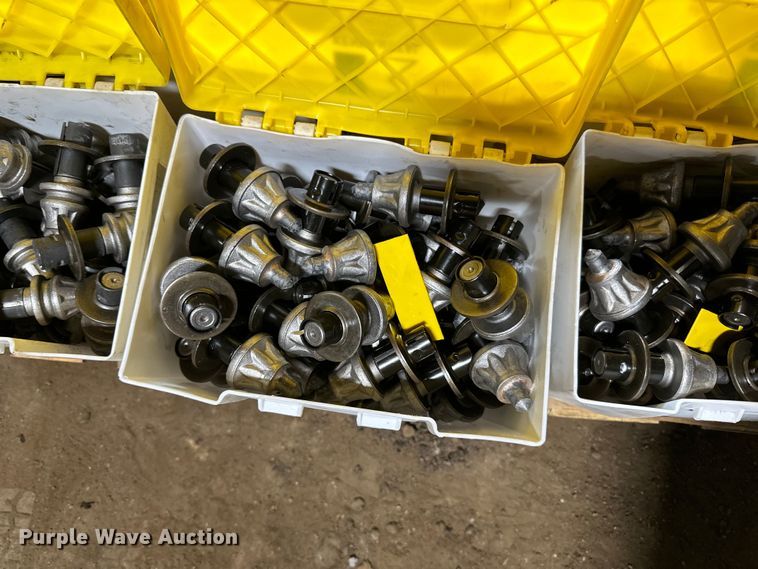 image for item DO3335 (16) boxes of Kinnametal Road King milling teeth