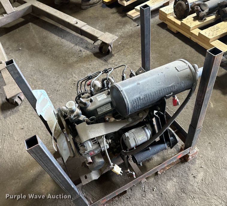 image for item DO3339 Kubota D1105 engine