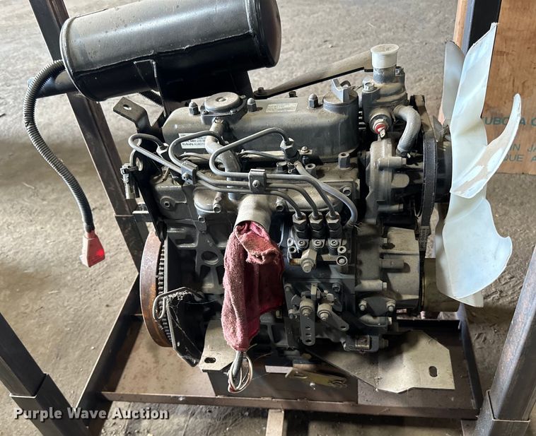 image for item DO3339 Kubota D1105 engine