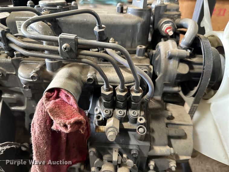 image for item DO3339 Kubota D1105 engine
