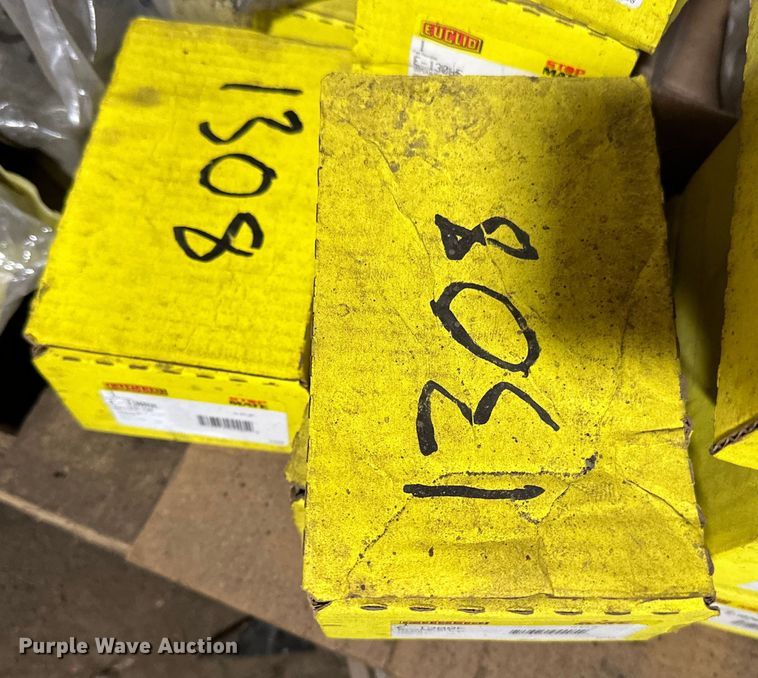 image for item DO3340 Truck parts