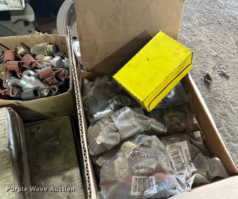 image for item DO3340 Truck parts