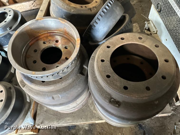 image for item DO3340 Truck parts