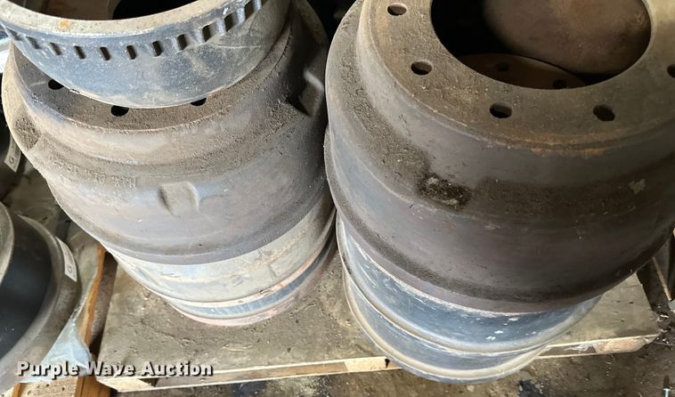 image for item DO3340 Truck parts