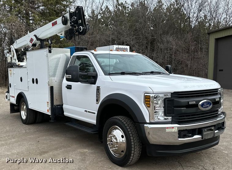 image for item DO3377 2018 Ford  F550 utility / service truck
