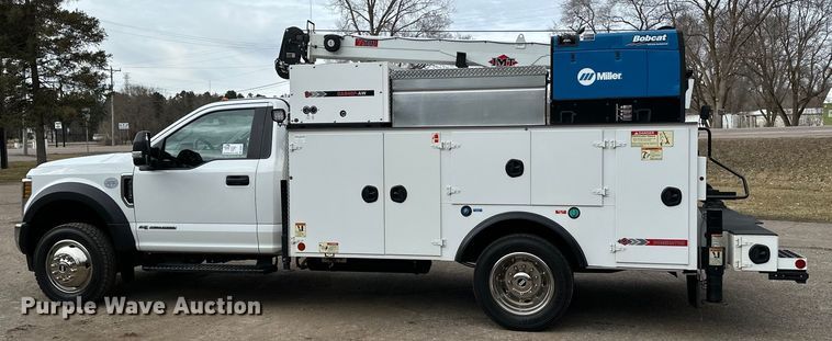 image for item DO3377 2018 Ford  F550 utility / service truck