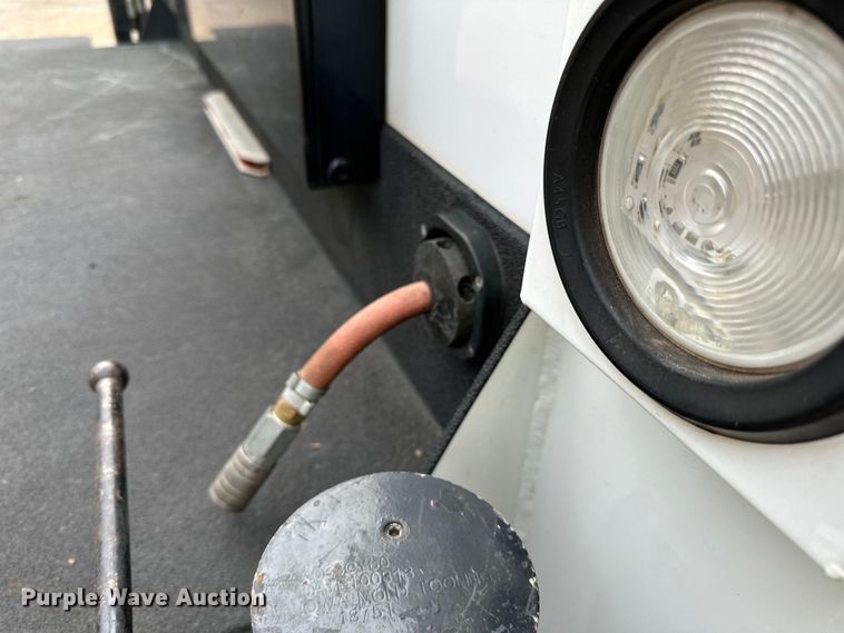 image for item DO3377 2018 Ford  F550 utility / service truck