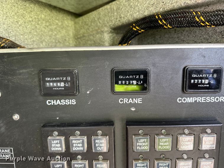 image for item DO3377 2018 Ford  F550 utility / service truck