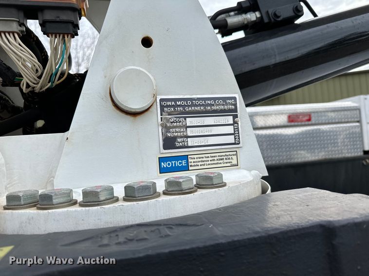 image for item DO3377 2018 Ford  F550 utility / service truck