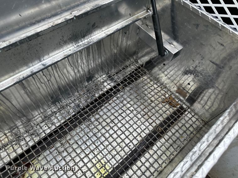 image for item DO3377 2018 Ford  F550 utility / service truck