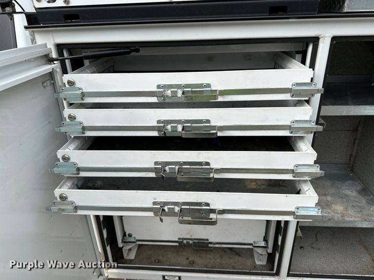 image for item DO3377 2018 Ford  F550 utility / service truck