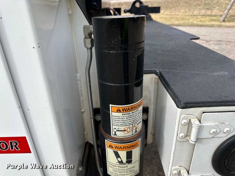 image for item DO3377 2018 Ford  F550 utility / service truck