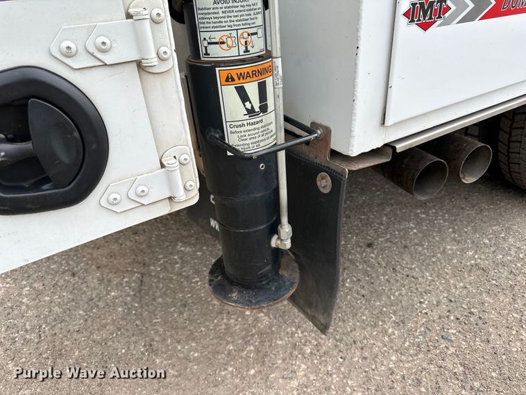 image for item DO3377 2018 Ford  F550 utility / service truck