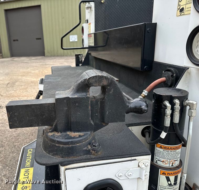 image for item DO3377 2018 Ford  F550 utility / service truck